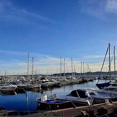 Appartement A Santa Lucia Vue Mer Saint-Raphaël Екстериор снимка